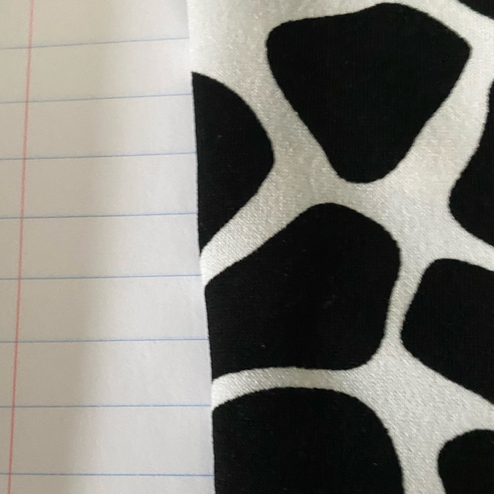 Adorable Black & White Cheetah Print Maxi Dress!👗 - Picture 6 of 6